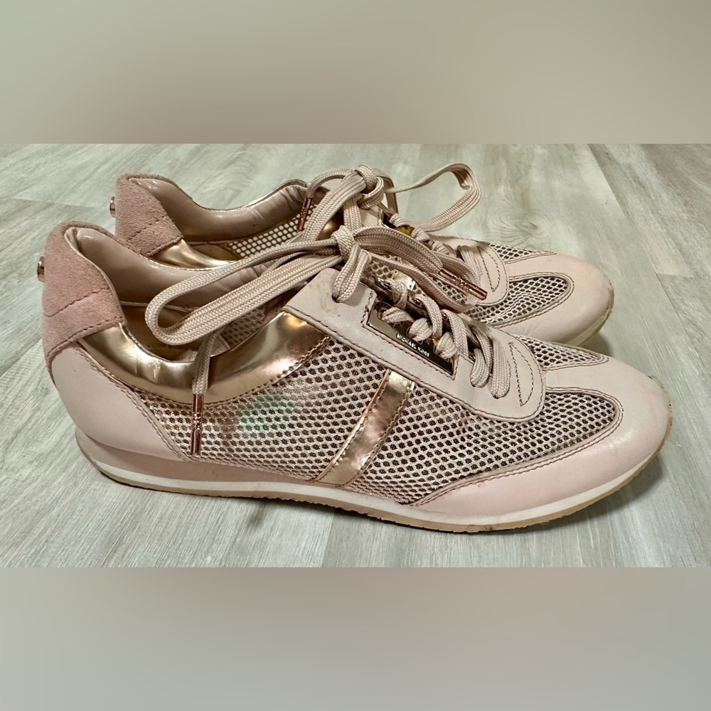 Michael Kors Maggie Trainer Pink Blush Rose Gold Size 8M - Picture 8 of 9
